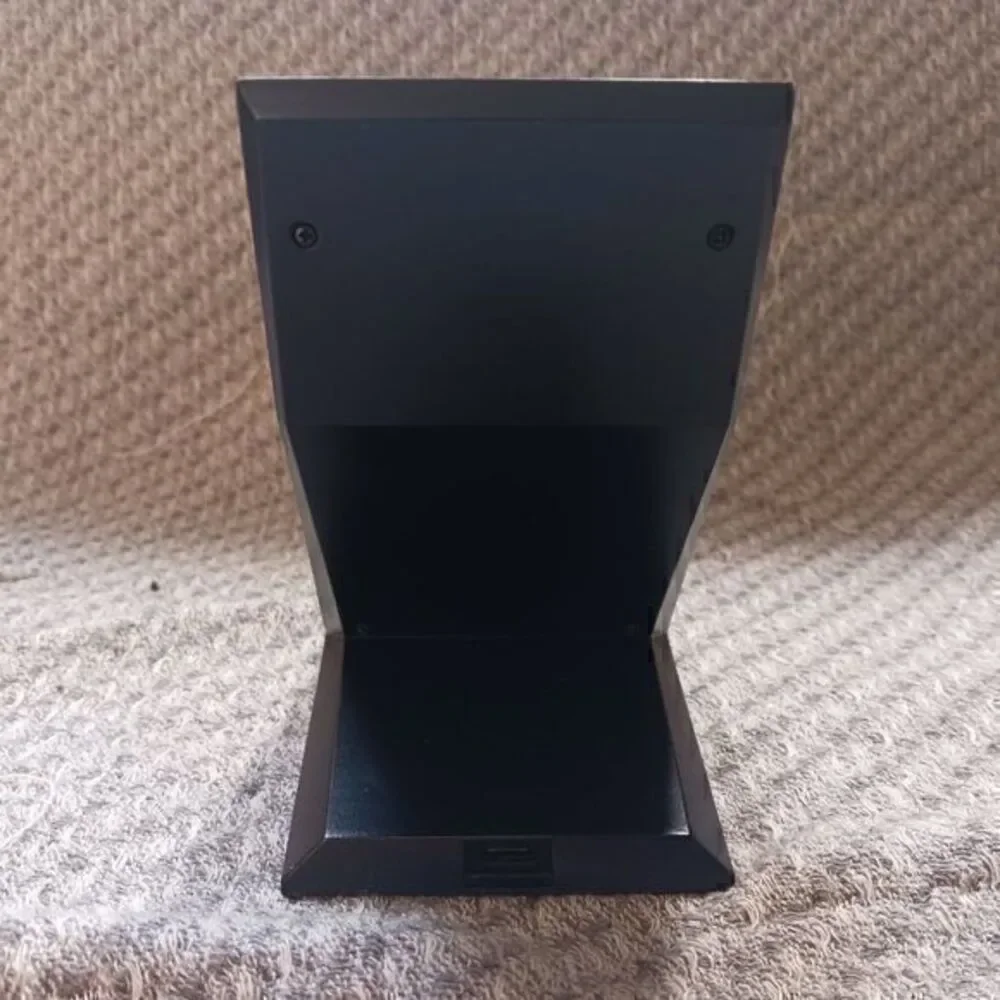 Nanami Qi Certified Wireless Charging Stand